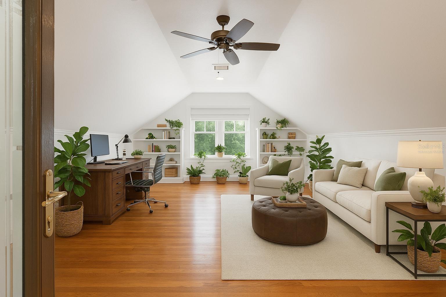 525 SHERIDAN BLVD, ORLANDO, FL, 32804