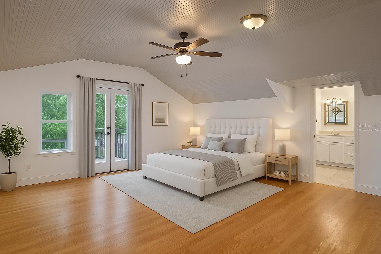 525 SHERIDAN BLVD, ORLANDO, FL, 32804