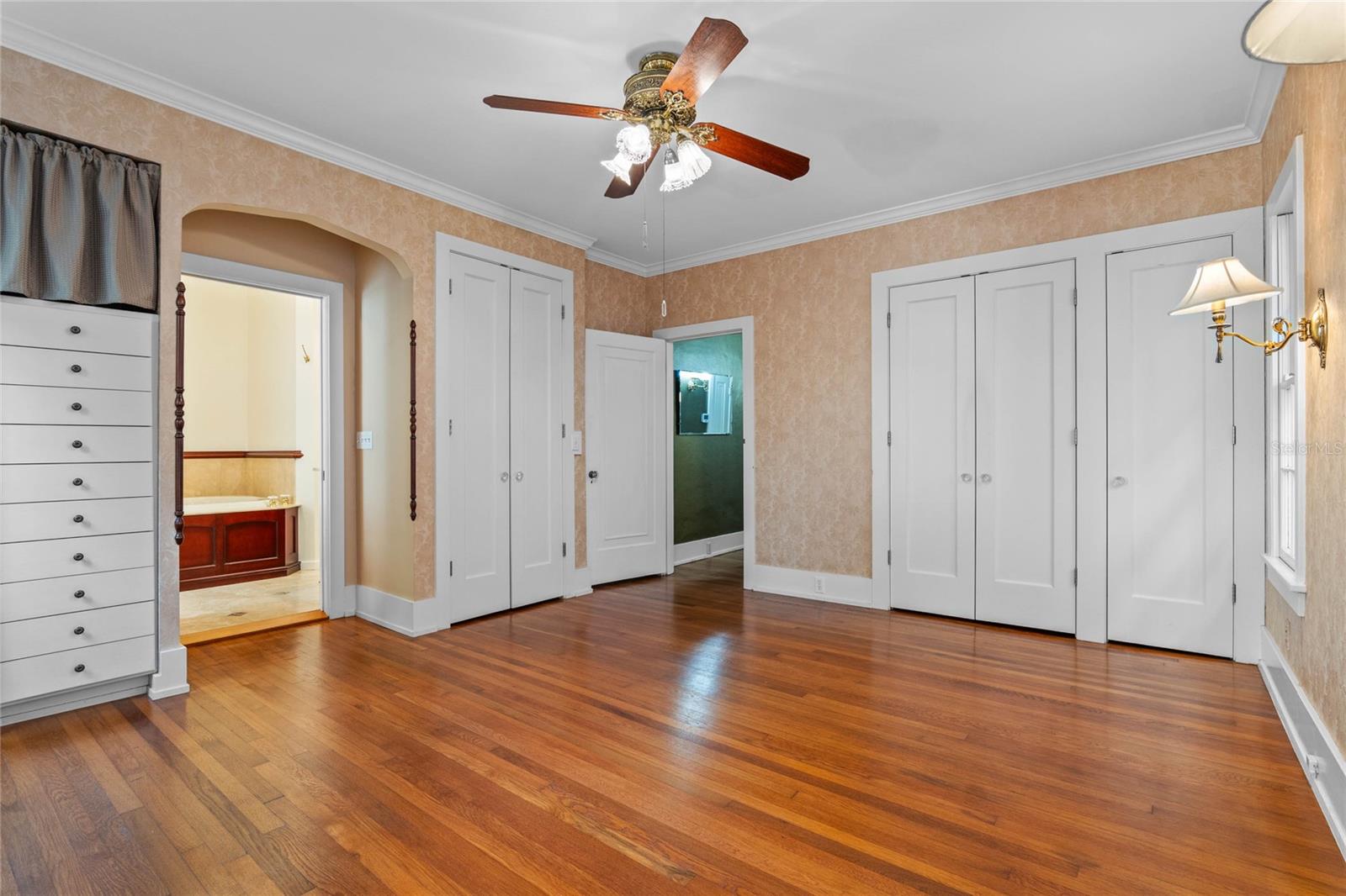 525 SHERIDAN BLVD, ORLANDO, FL, 32804