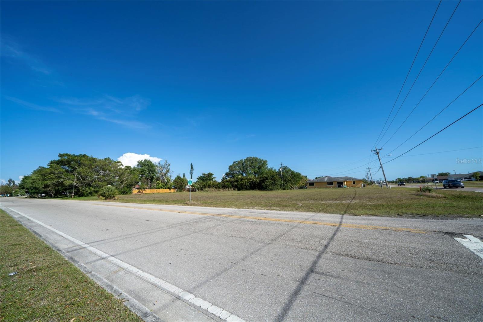 758 SW 4TH ST, CAPE CORAL, FL, 33991