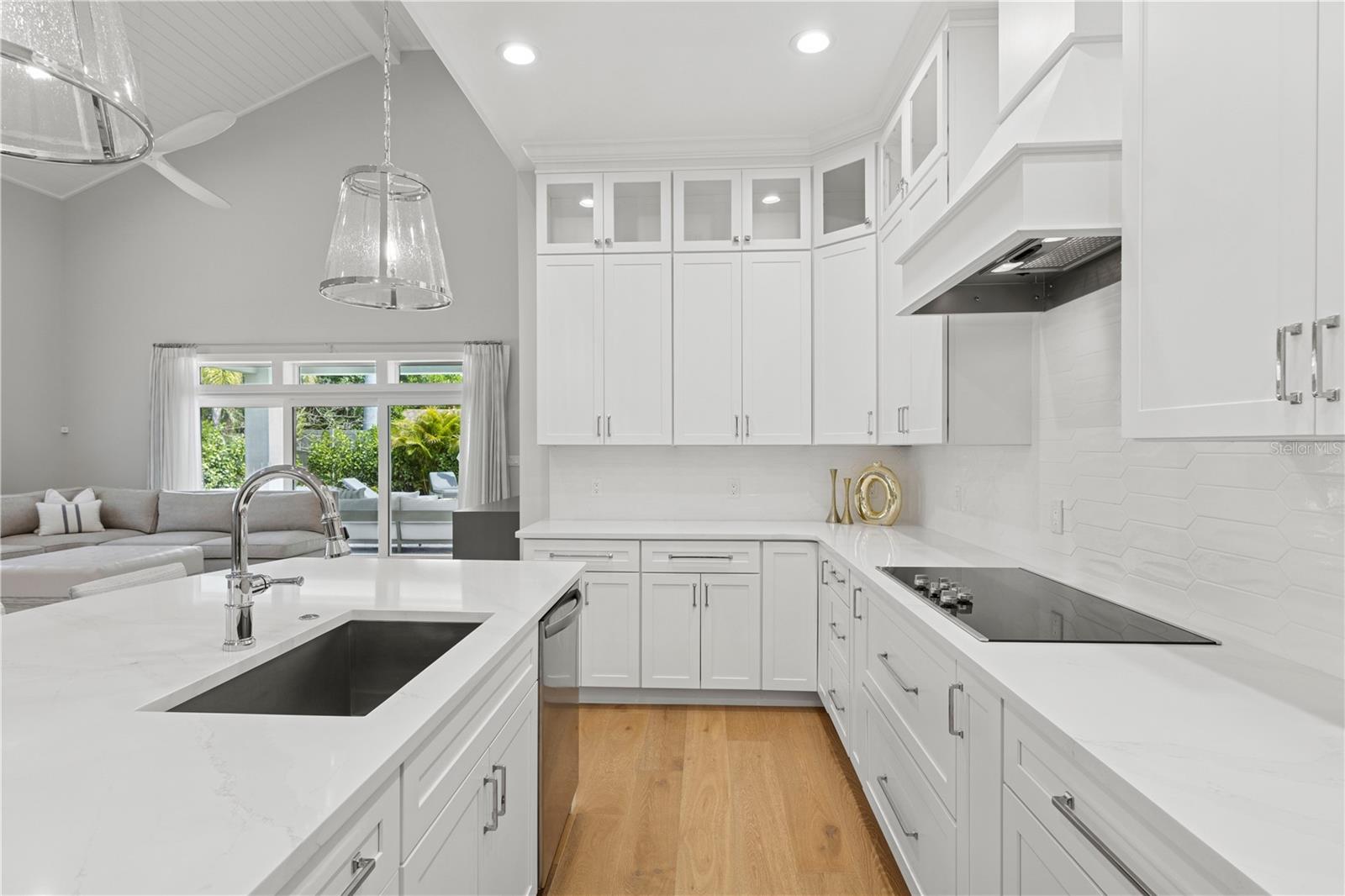 4013 RED ROCK LN, SARASOTA, FL, 34231