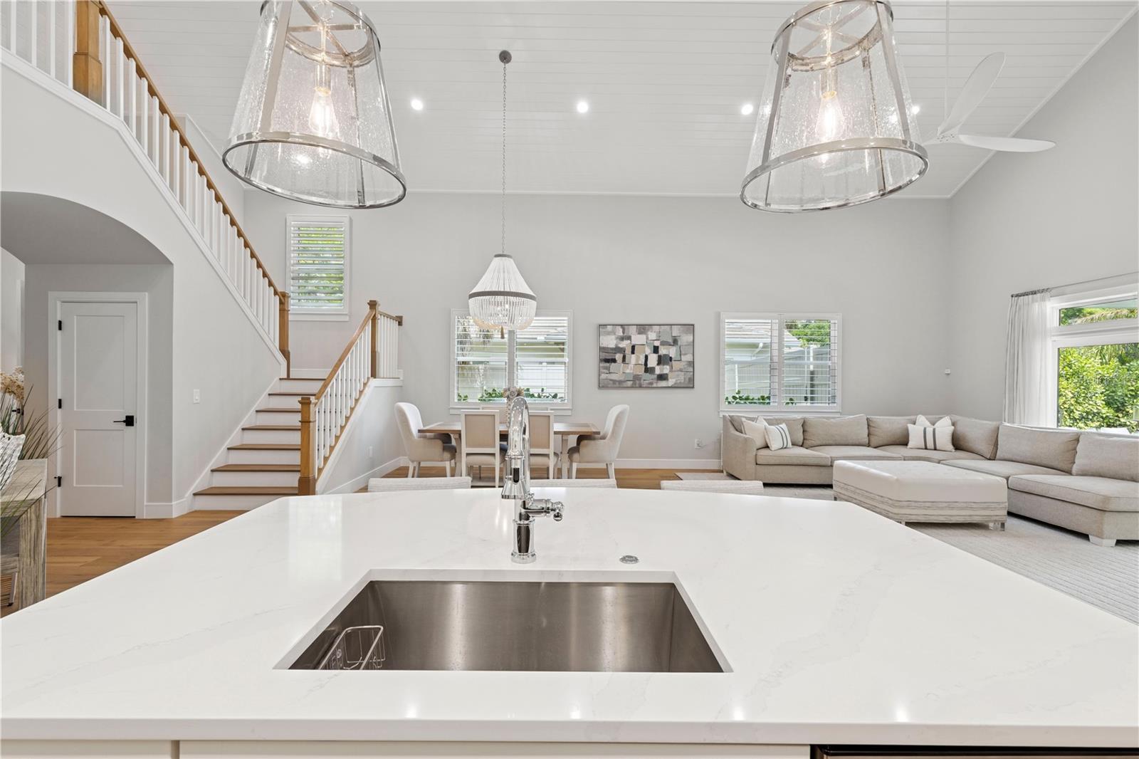 4013 RED ROCK LN, SARASOTA, FL, 34231