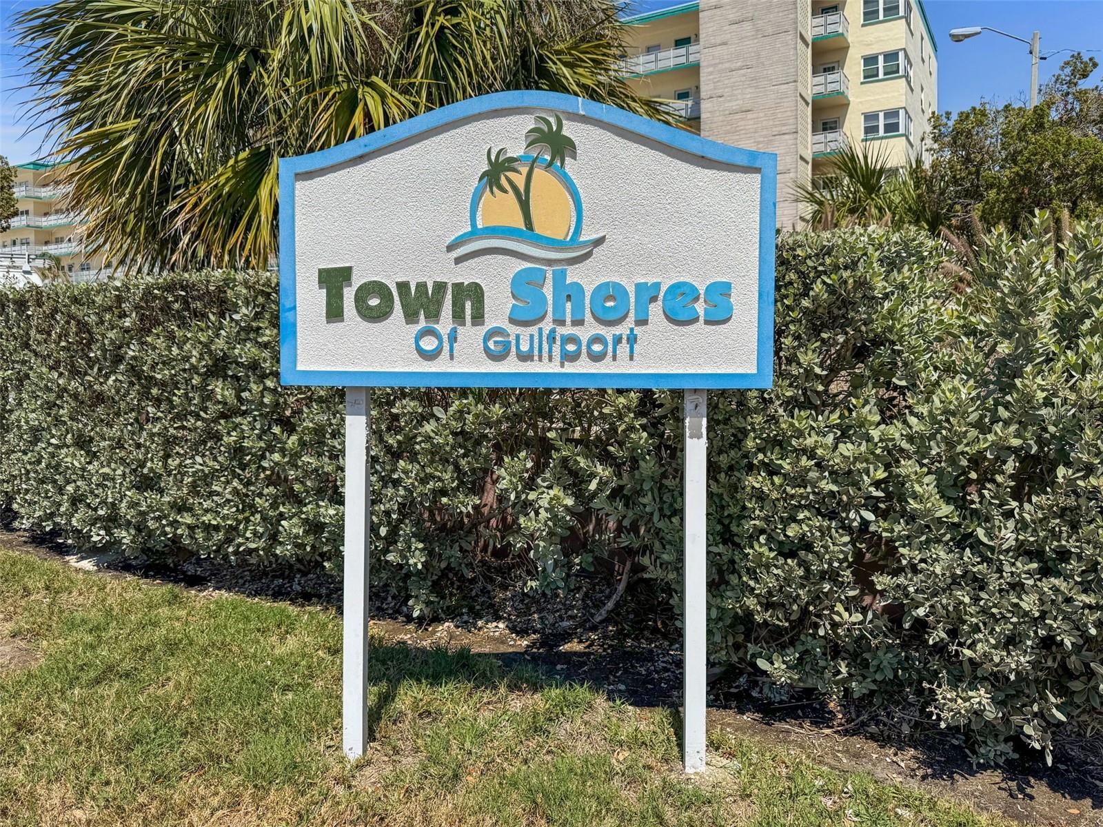 5925 SHORE BLVD S #312, GULFPORT, FL, 33707