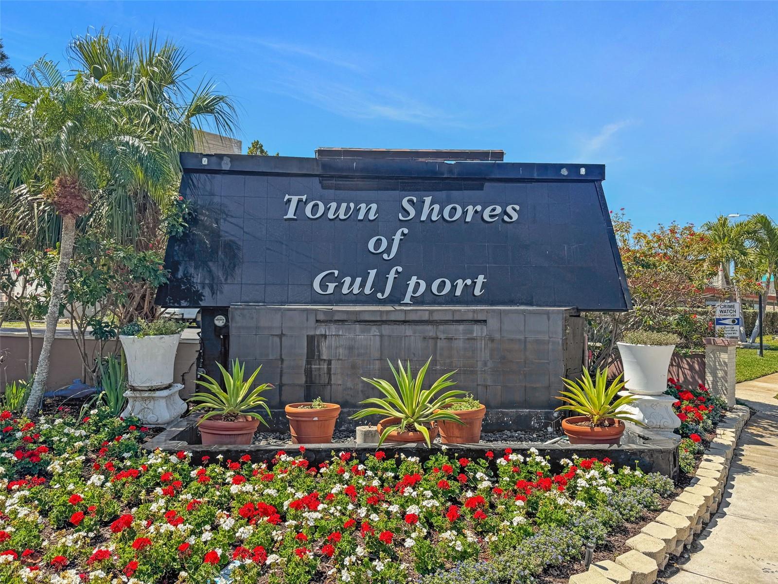 5925 SHORE BLVD S #312, GULFPORT, FL, 33707