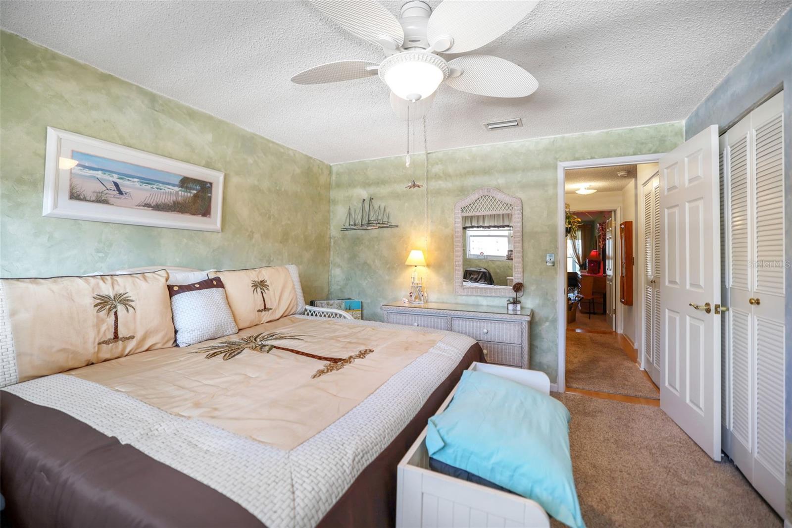 5925 SHORE BLVD S #312, GULFPORT, FL, 33707
