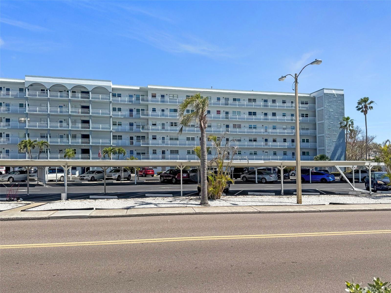 5925 SHORE BLVD S #312, GULFPORT, FL, 33707