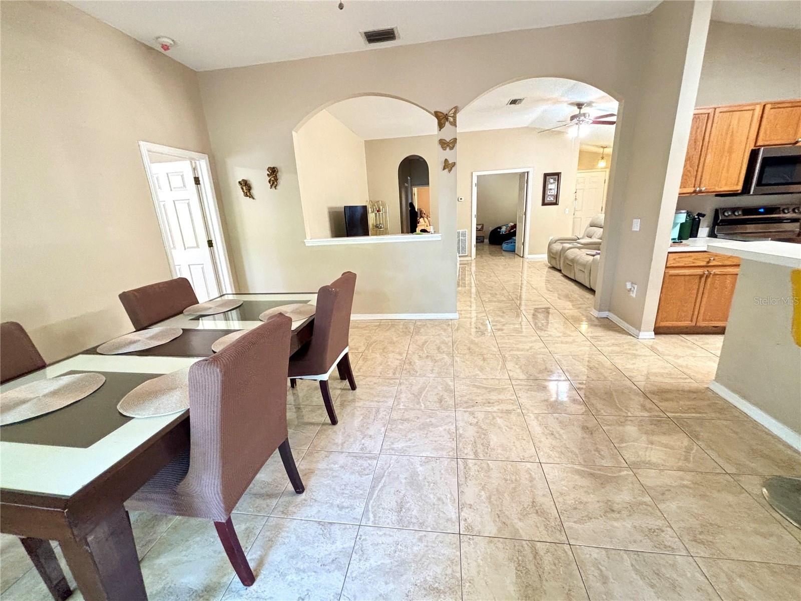 7114 HAMILTON PARK BLVD, TAMPA, FL, 33615