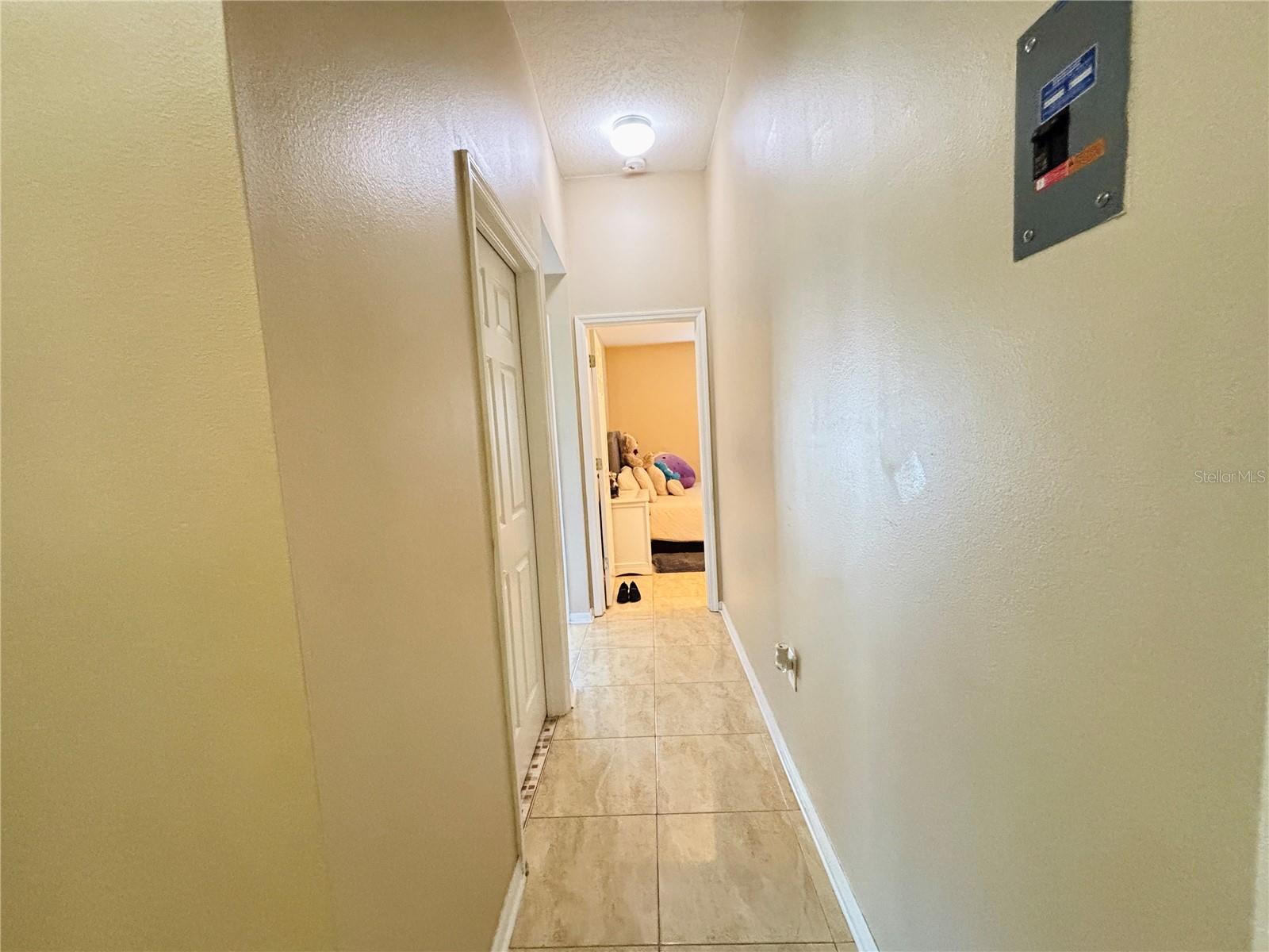 7114 HAMILTON PARK BLVD, TAMPA, FL, 33615