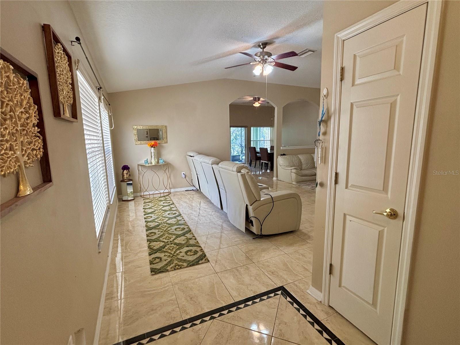 7114 HAMILTON PARK BLVD, TAMPA, FL, 33615