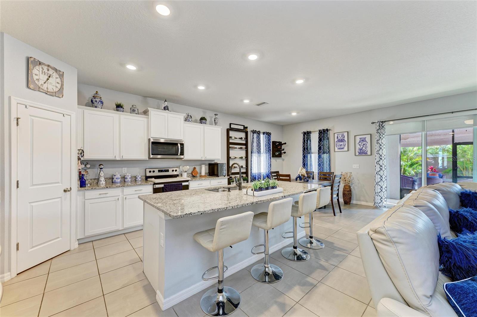 16934 OVAL RUM DR, WIMAUMA, FL, 33598