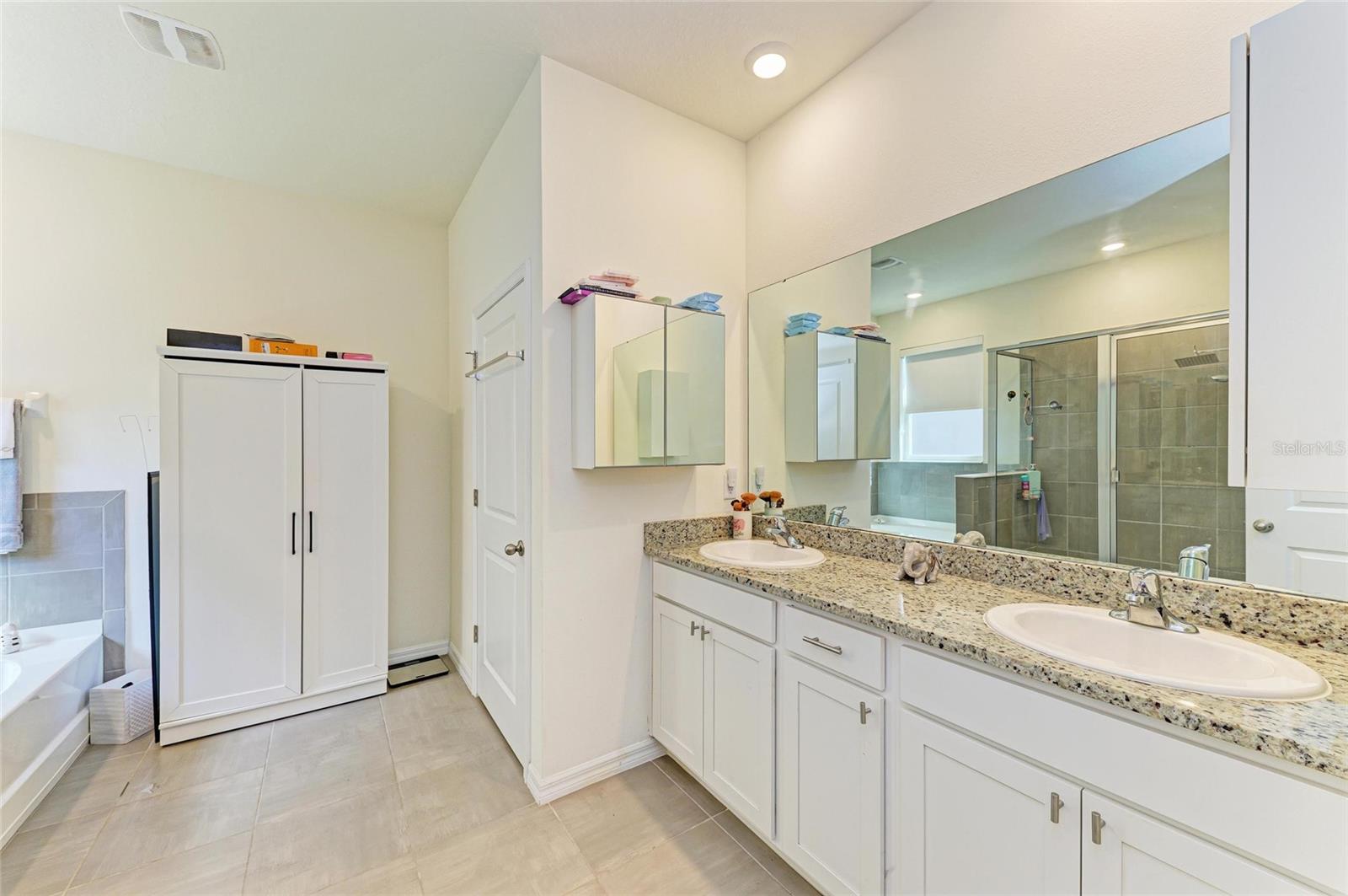 16934 OVAL RUM DR, WIMAUMA, FL, 33598
