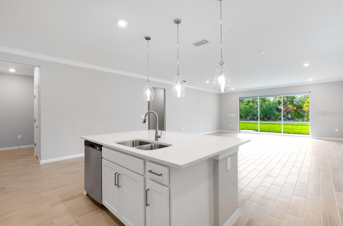 1596 LAUREL BROOK LN, PORT CHARLOTTE, FL, 33953