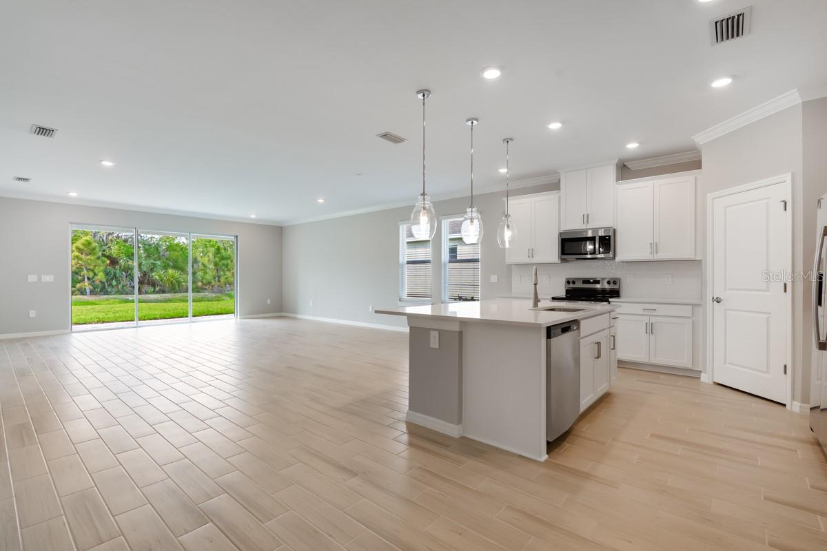 1596 LAUREL BROOK LN, PORT CHARLOTTE, FL, 33953