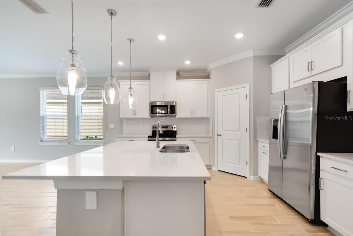 1596 LAUREL BROOK LN, PORT CHARLOTTE, FL, 33953
