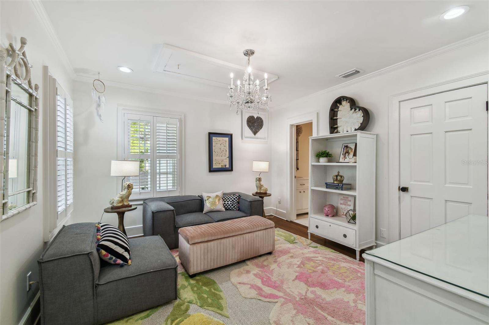 TB8367637 Property Photo