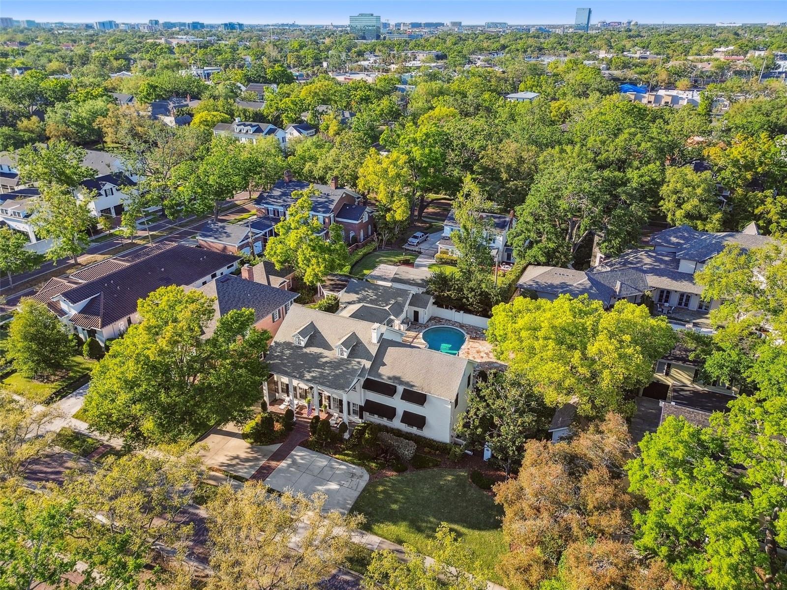 TB8367637 Property Photo