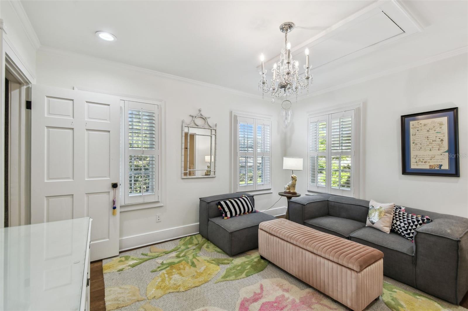 TB8367637 Property Photo