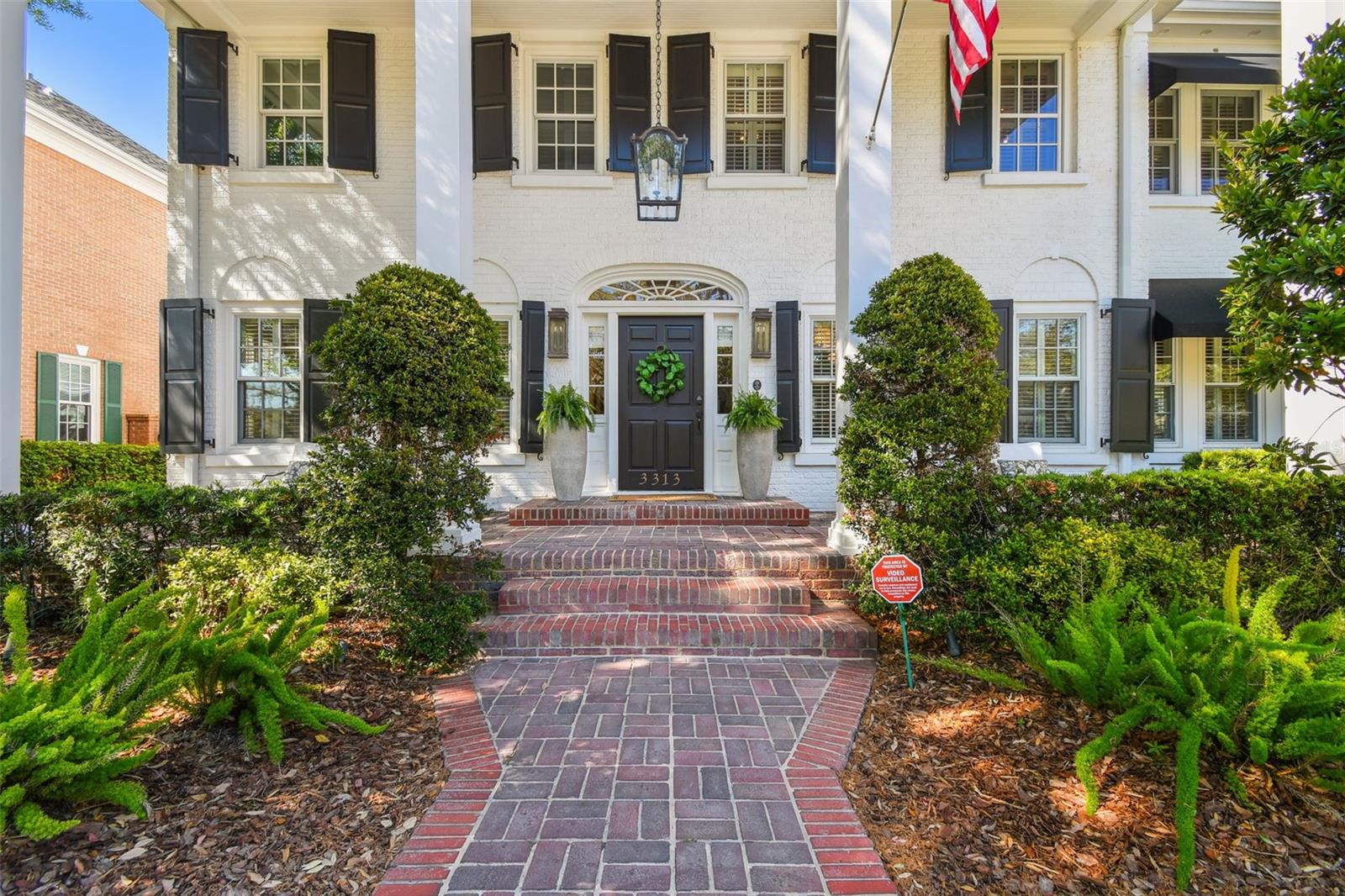 TB8367637 Property Photo