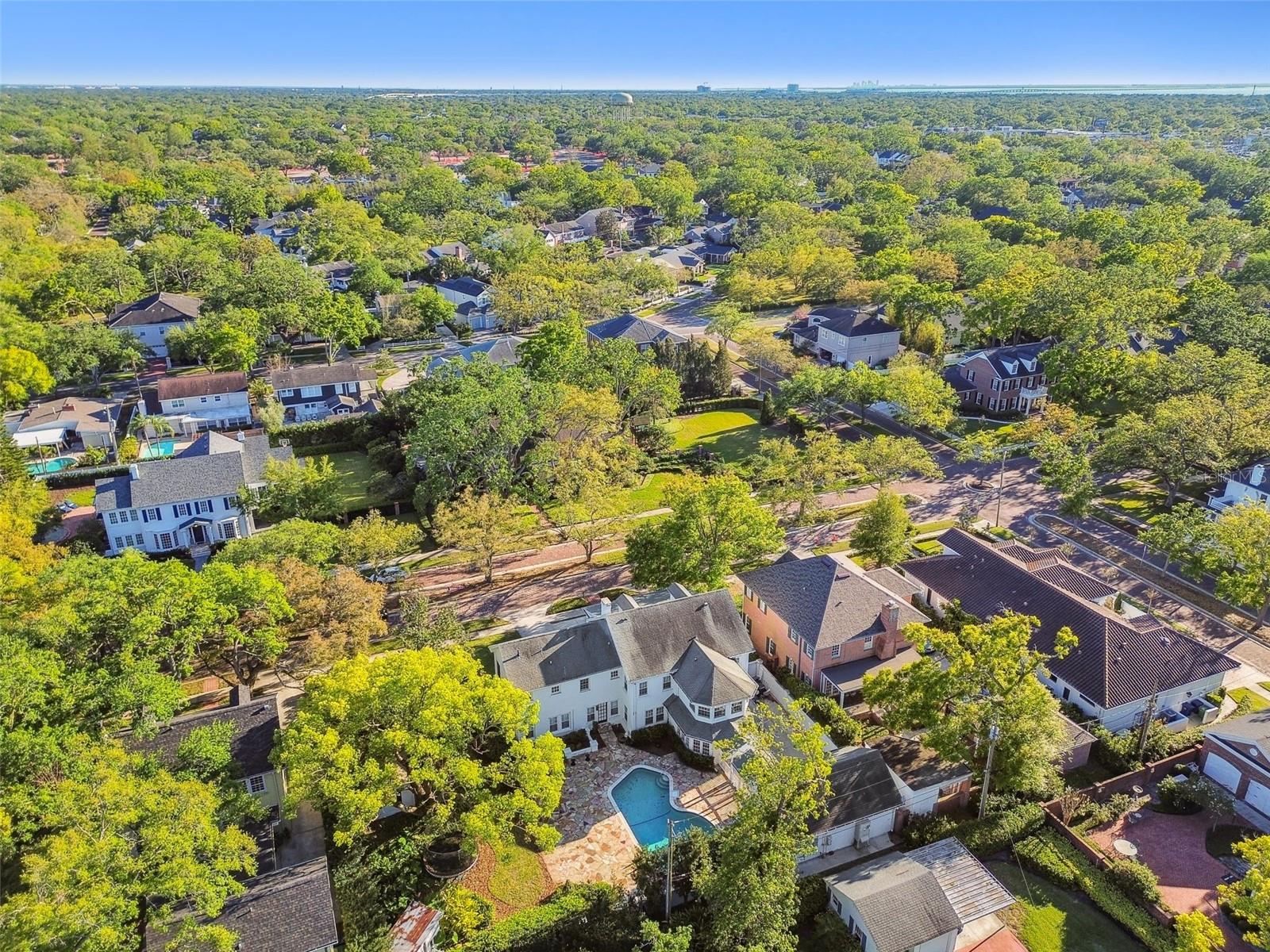 TB8367637 Property Photo