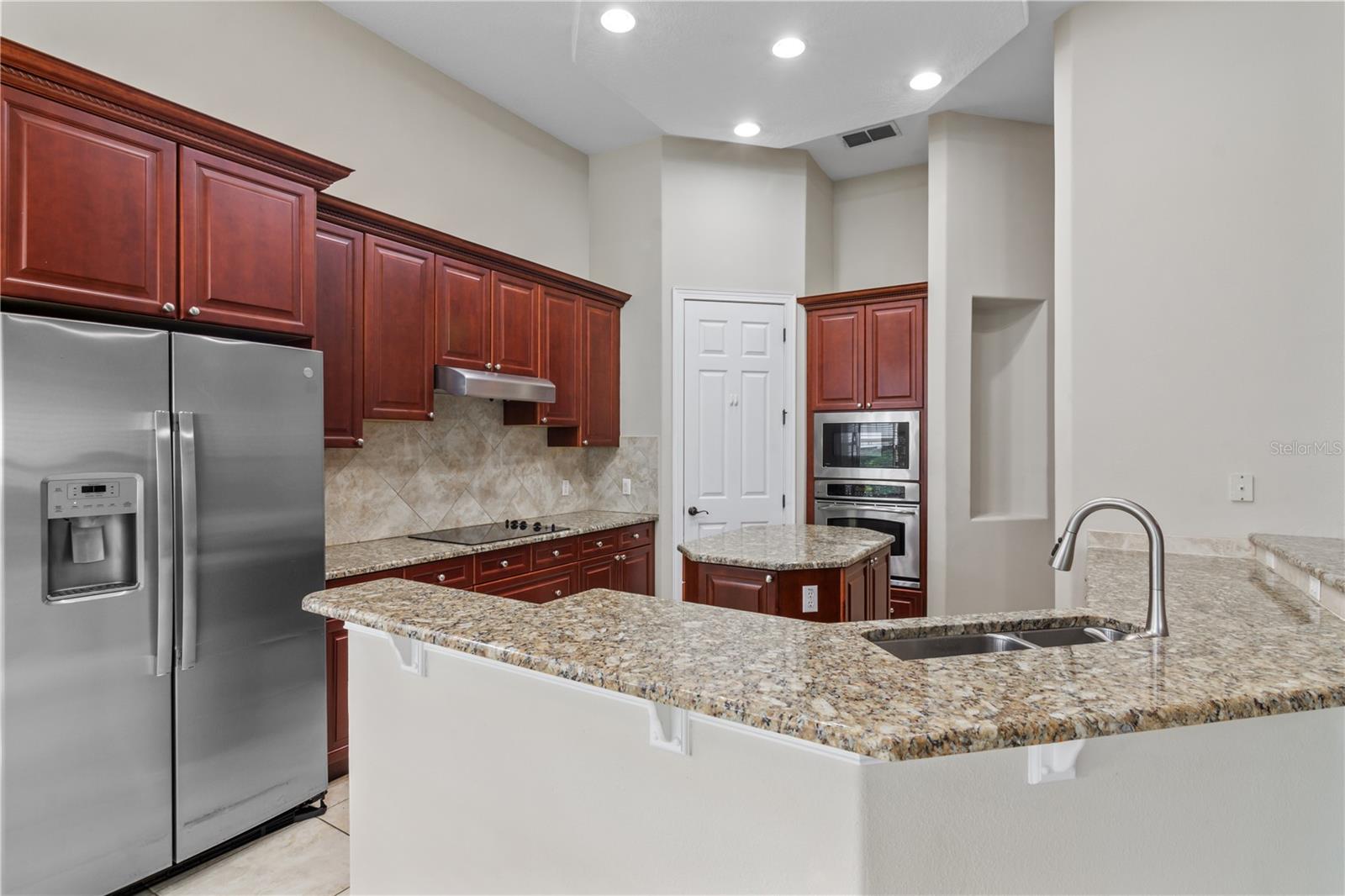 7014 PHILLIPS COVE CT #27, ORLANDO, FL, 32819