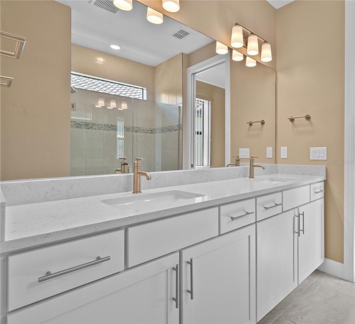 1352 RASPBERRY DR, NORTH PORT, FL, 34289