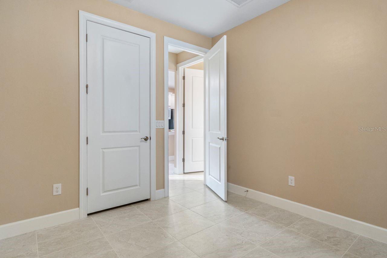 1352 RASPBERRY DR, NORTH PORT, FL, 34289