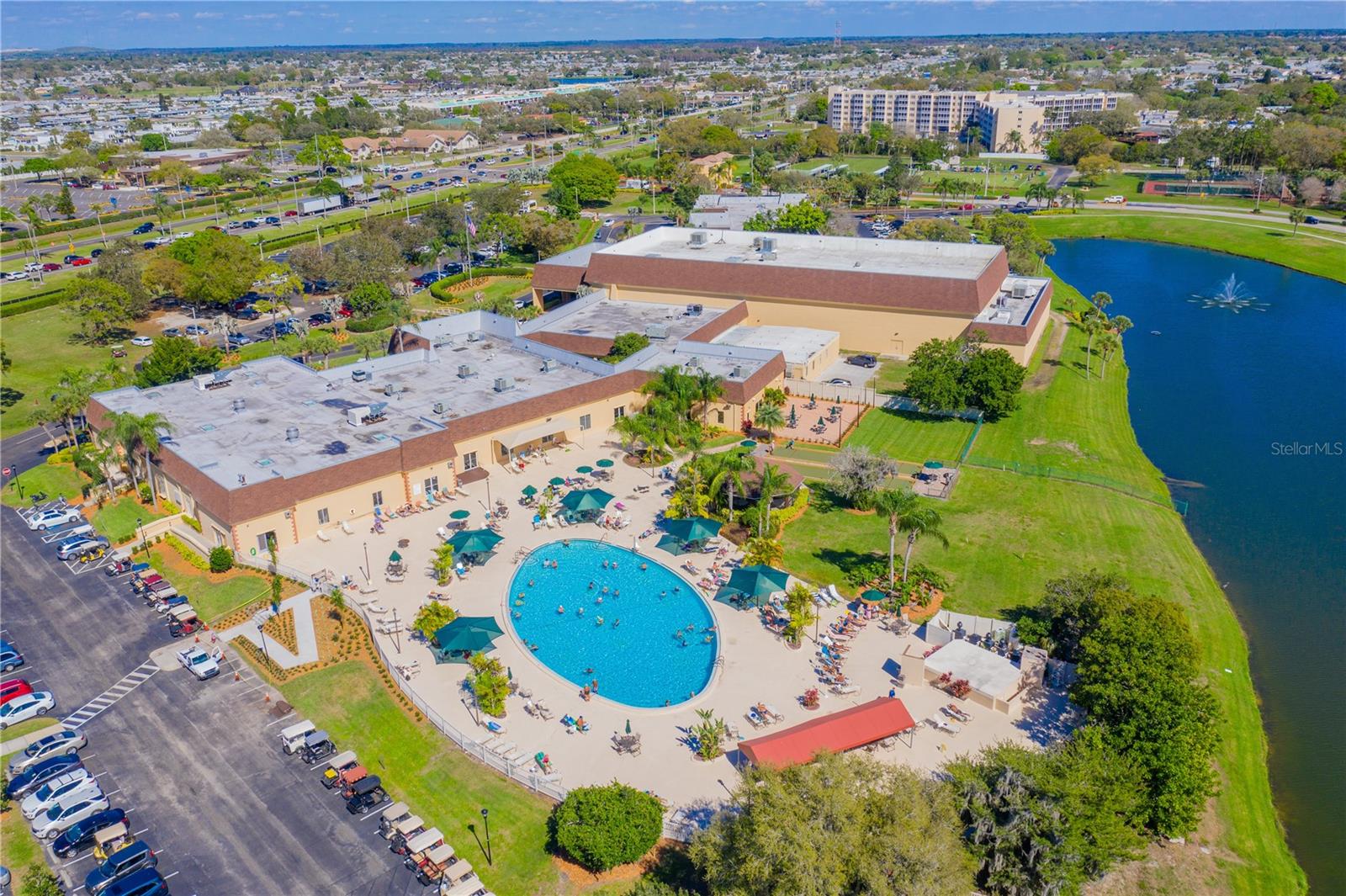 1901 CANTERBURY LN #14, SUN CITY CENTER, FL, 33573