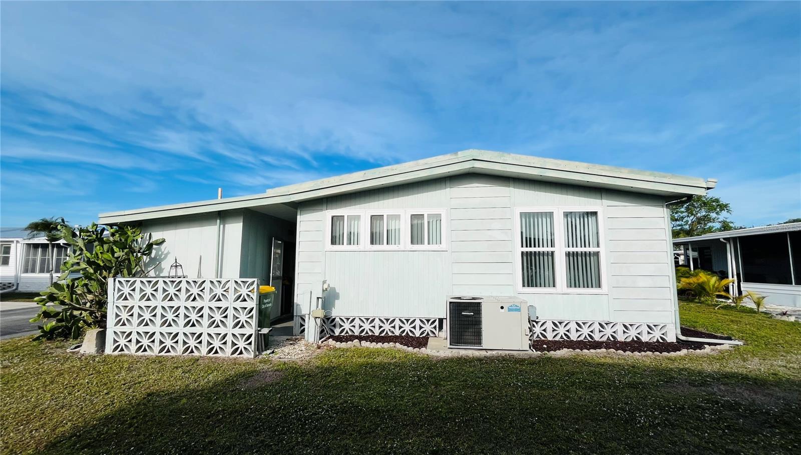 217 WATER OAK LN, SARASOTA, FL, 34237