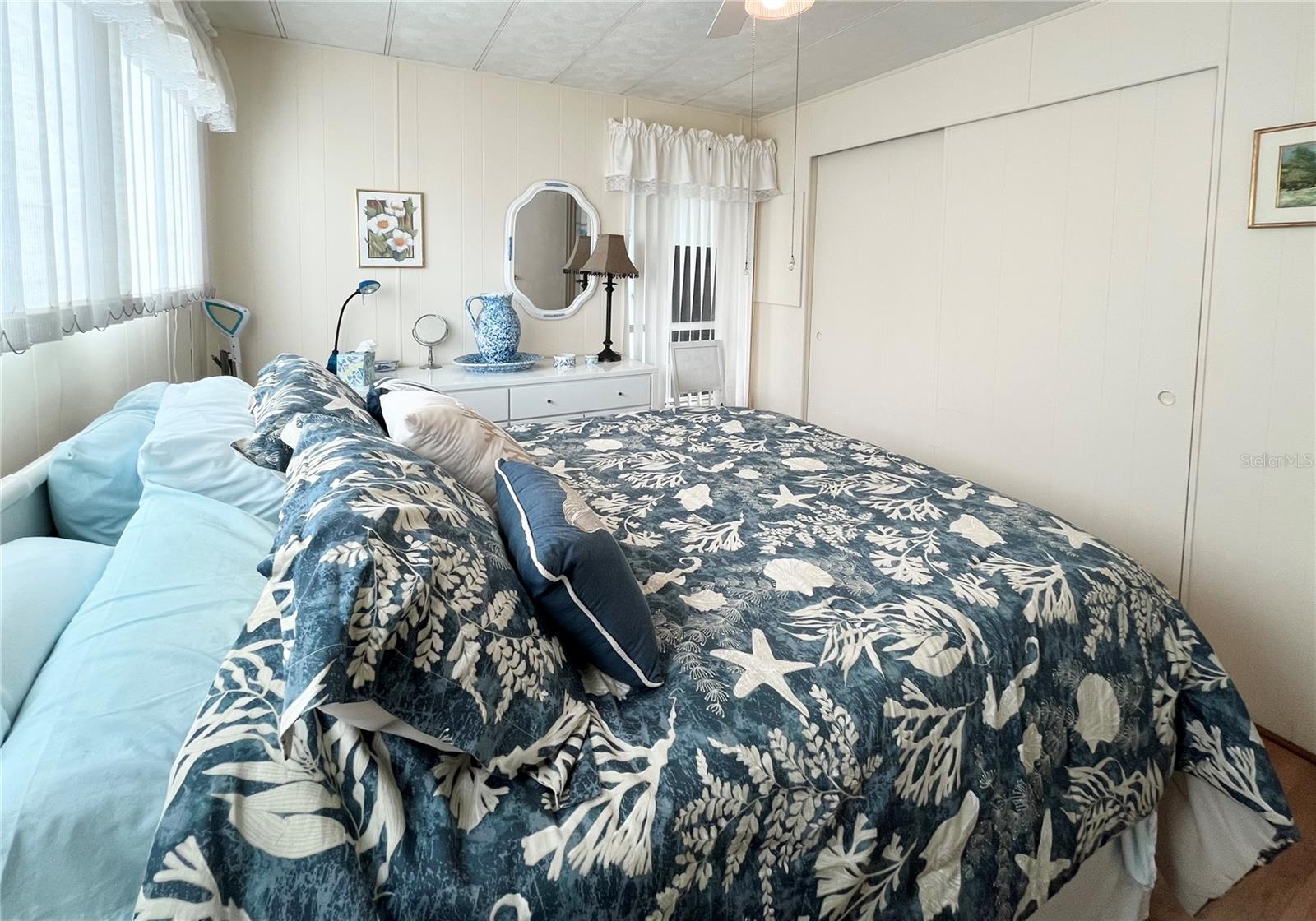 217 WATER OAK LN, SARASOTA, FL, 34237