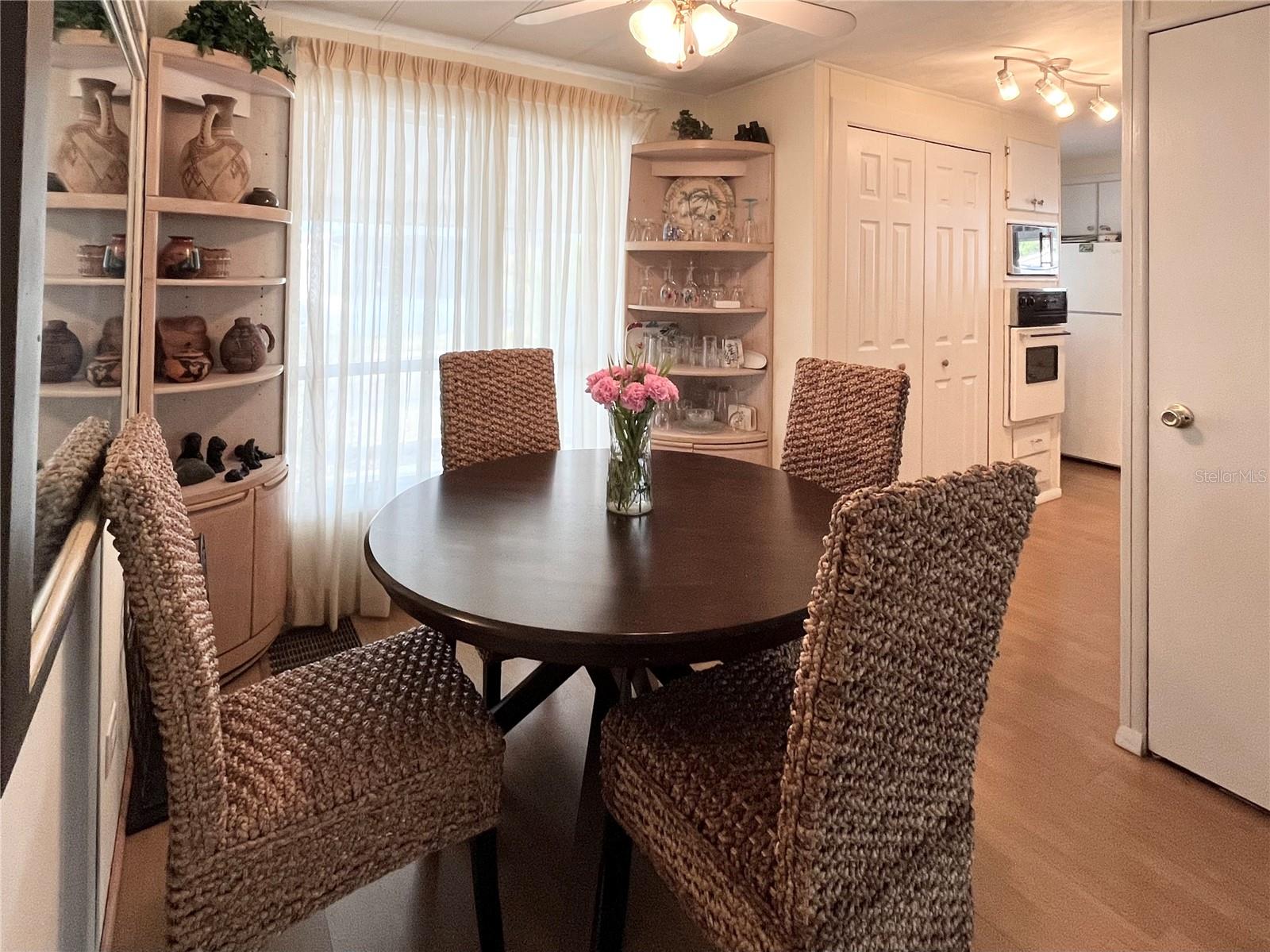 217 WATER OAK LN, SARASOTA, FL, 34237