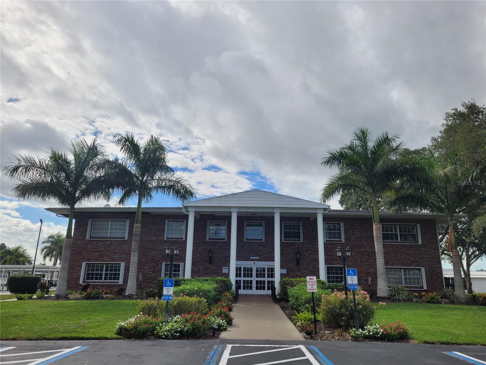 217 WATER OAK LN, SARASOTA, FL, 34237
