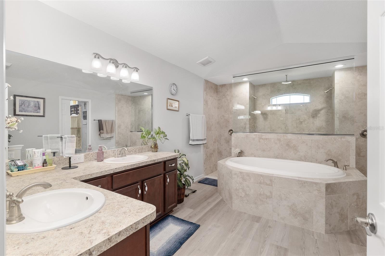 5450 NE 61ST AVENUE RD, SILVER SPRINGS, FL, 34488