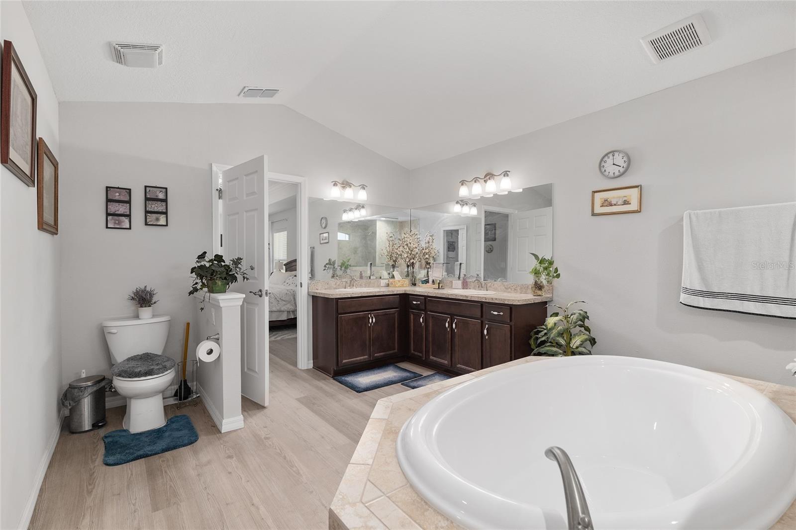 5450 NE 61ST AVENUE RD, SILVER SPRINGS, FL, 34488