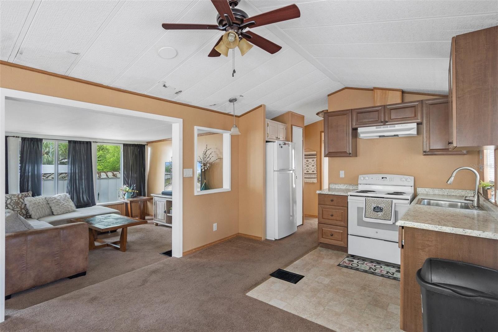 9580 GRAY FOX DR, WEEKI WACHEE, FL, 34613