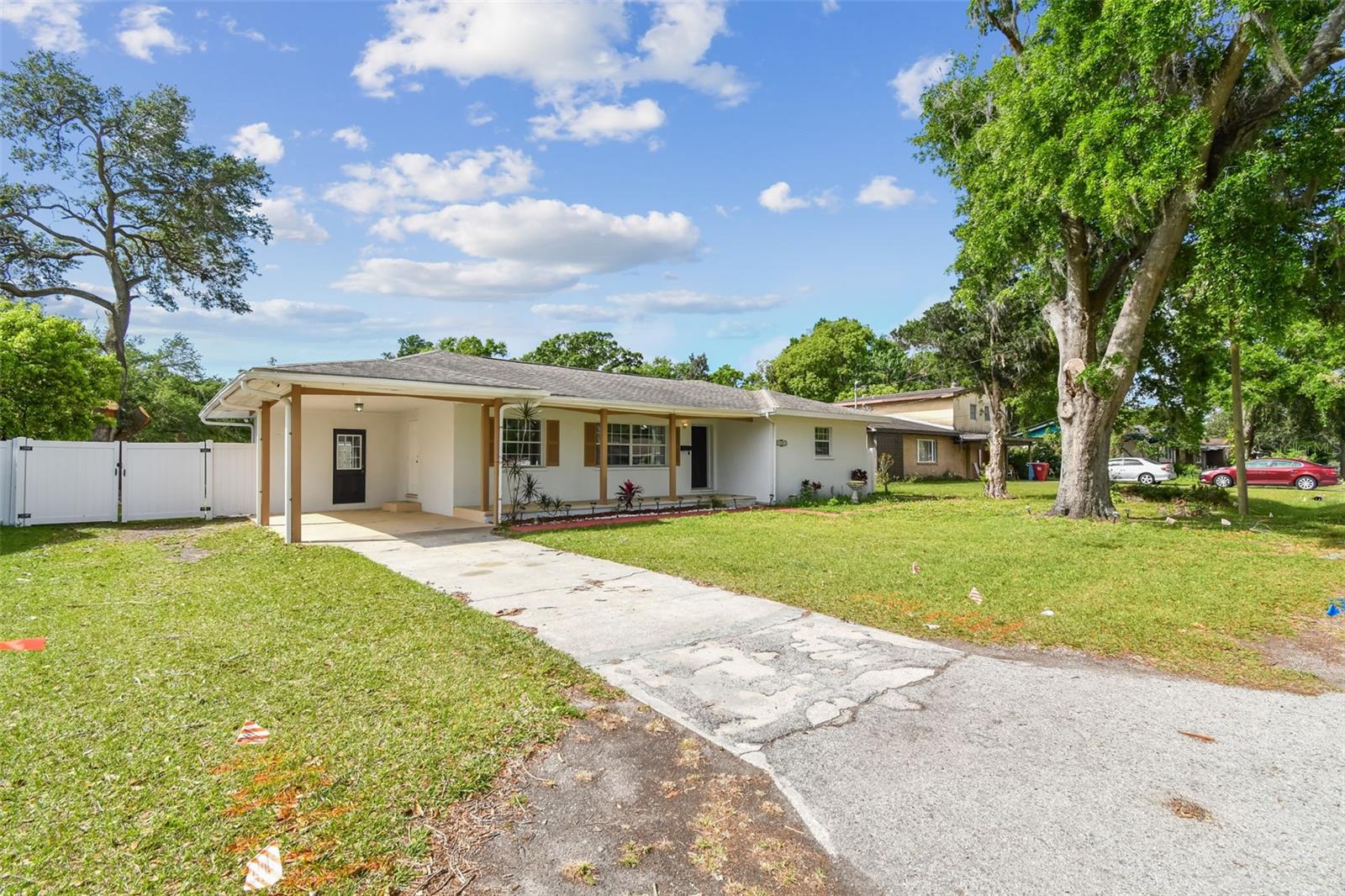 2001 SPOONER DR, PLANT CITY, FL, 33563