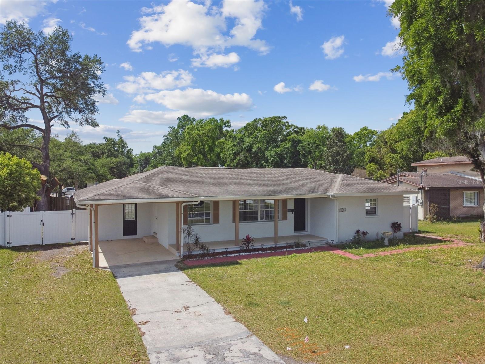 2001 SPOONER DR, PLANT CITY, FL, 33563