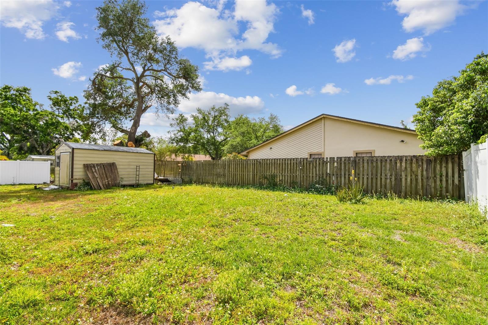 2001 SPOONER DR, PLANT CITY, FL, 33563