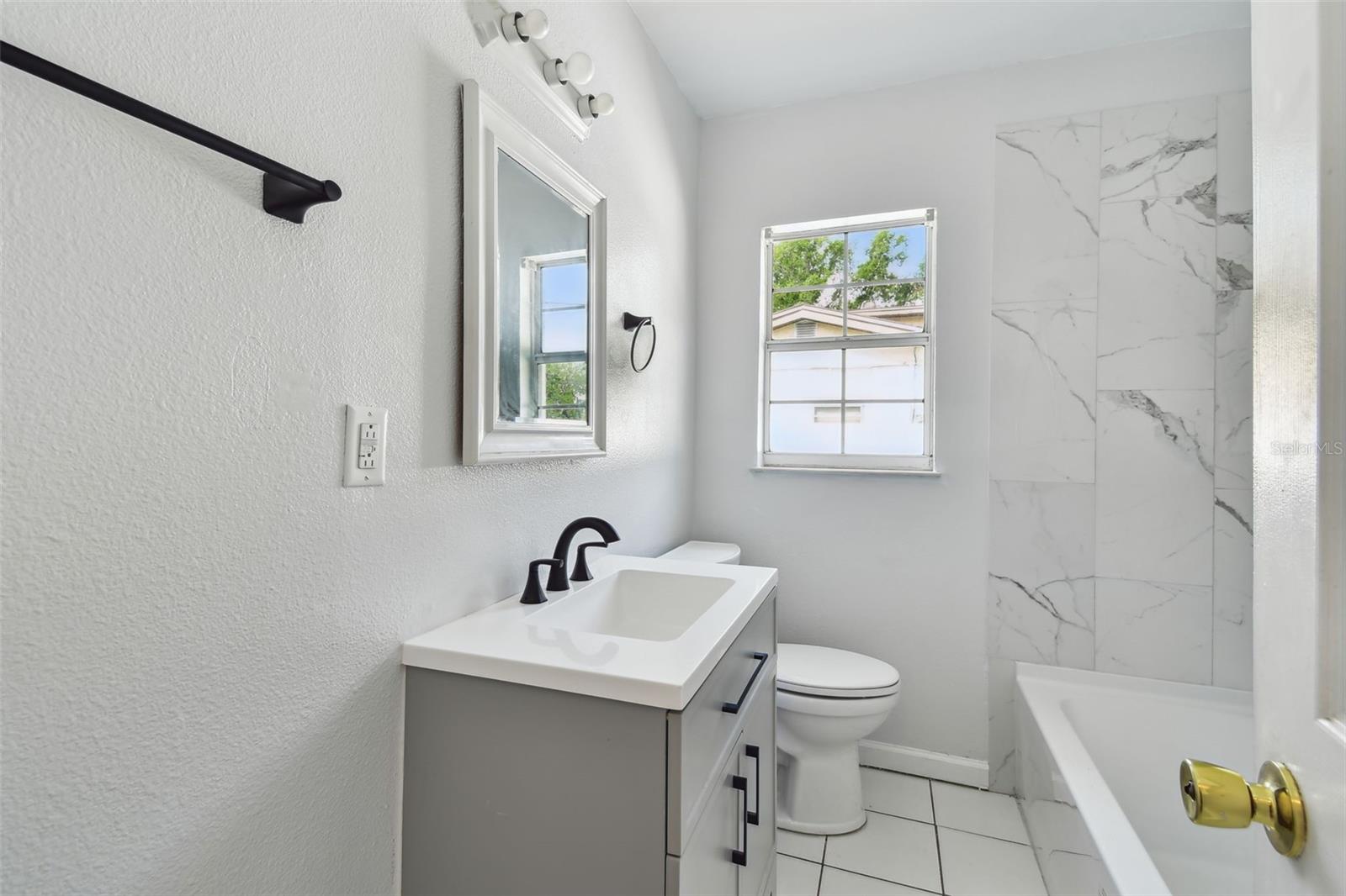 2001 SPOONER DR, PLANT CITY, FL, 33563