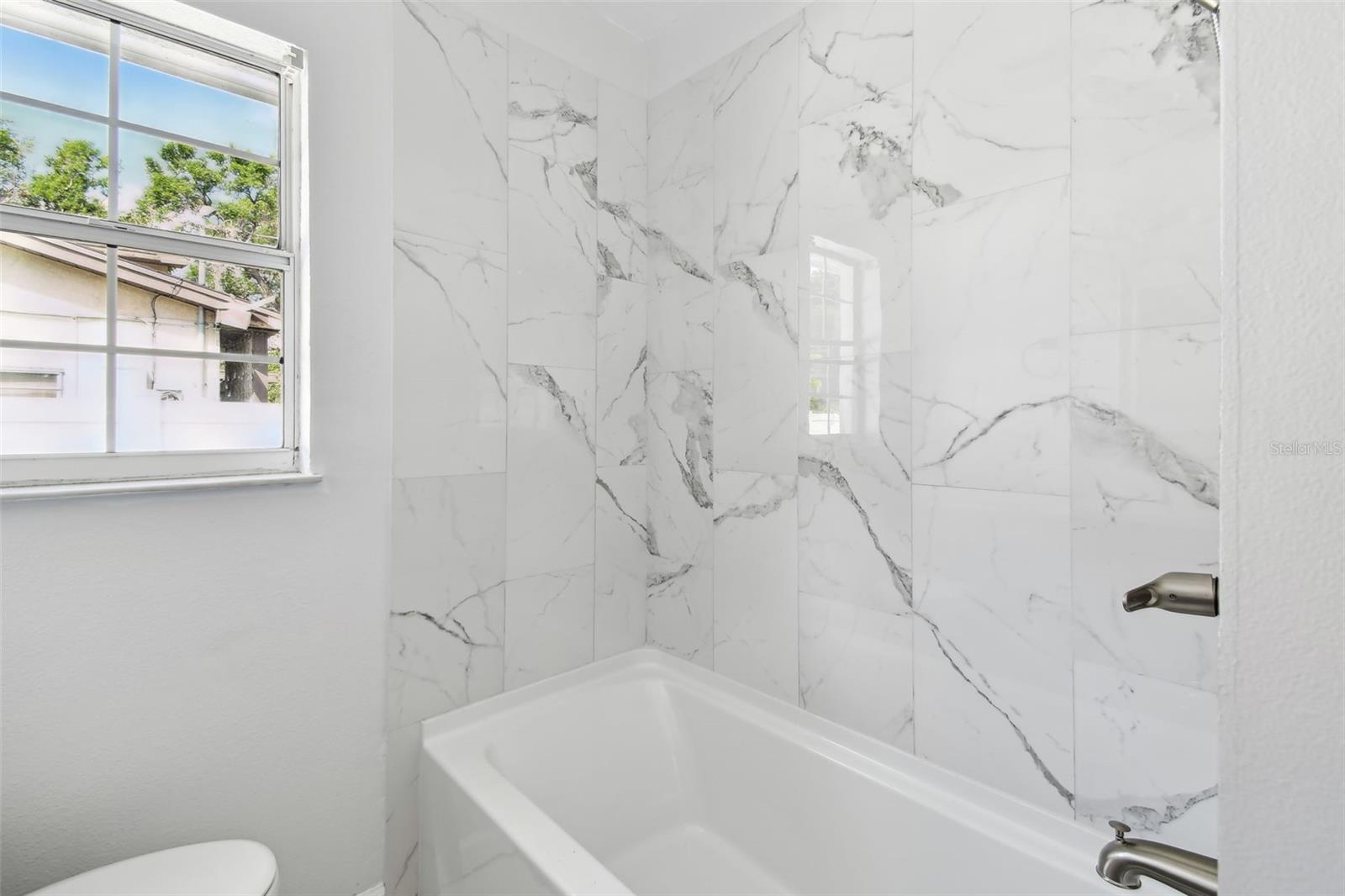 2001 SPOONER DR, PLANT CITY, FL, 33563