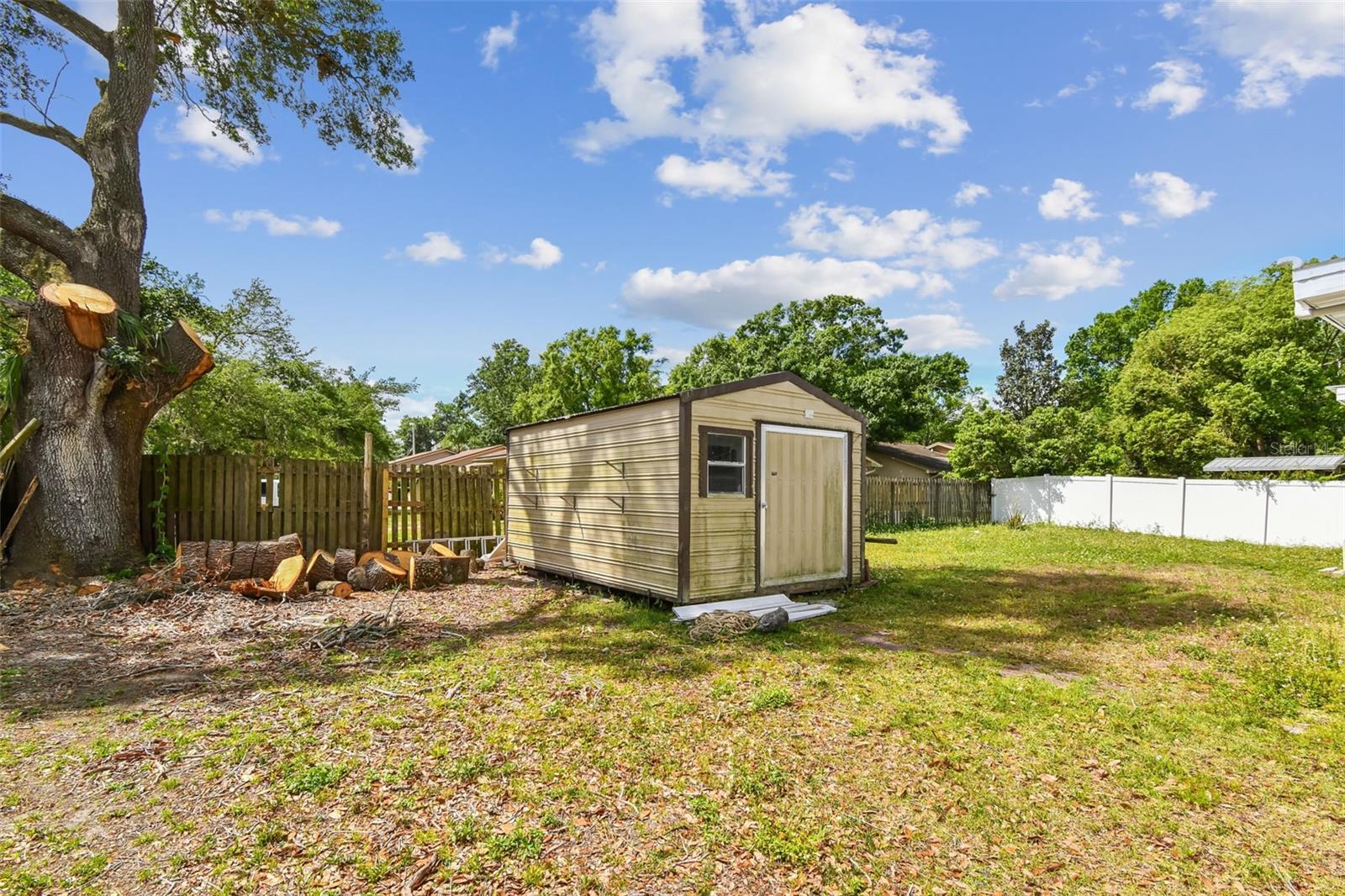 2001 SPOONER DR, PLANT CITY, FL, 33563