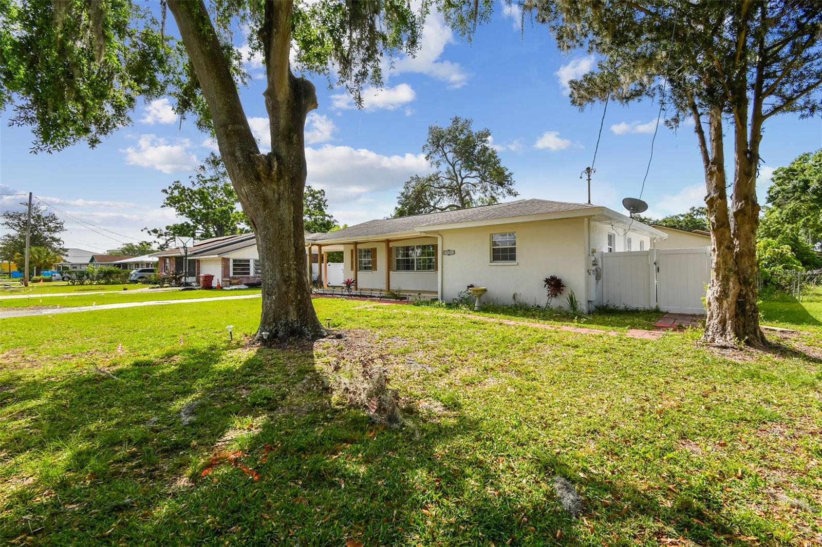 2001 SPOONER DR, PLANT CITY, FL, 33563