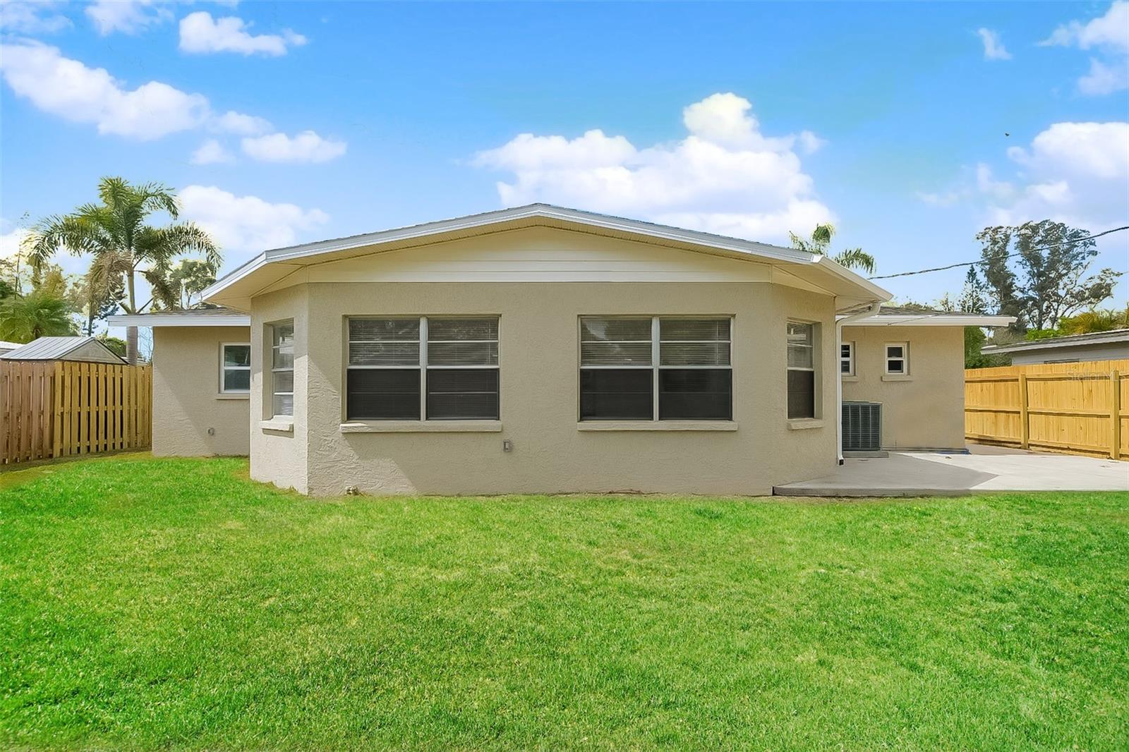 3719 ALOHA DR, SARASOTA, FL, 34232