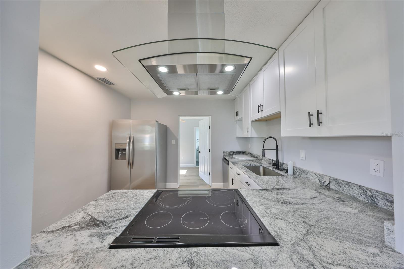 3241 WILLIAMSBURG ST, SARASOTA, FL, 34231