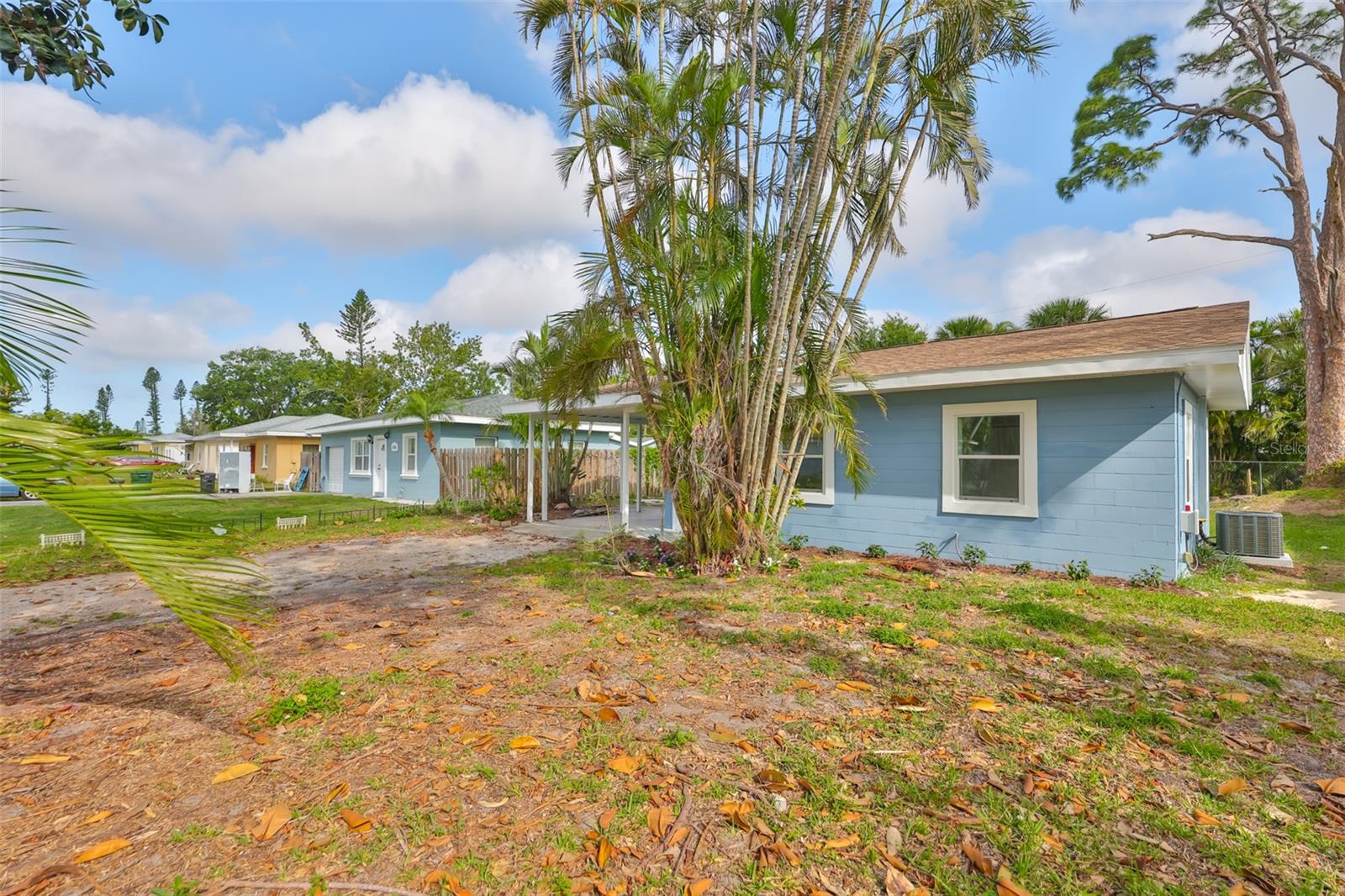 3241 WILLIAMSBURG ST, SARASOTA, FL, 34231