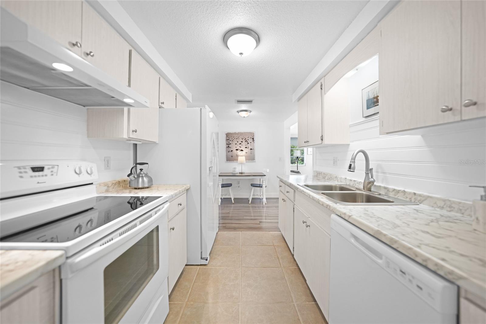 6018 DAVID BLVD, PORT CHARLOTTE, FL, 33981