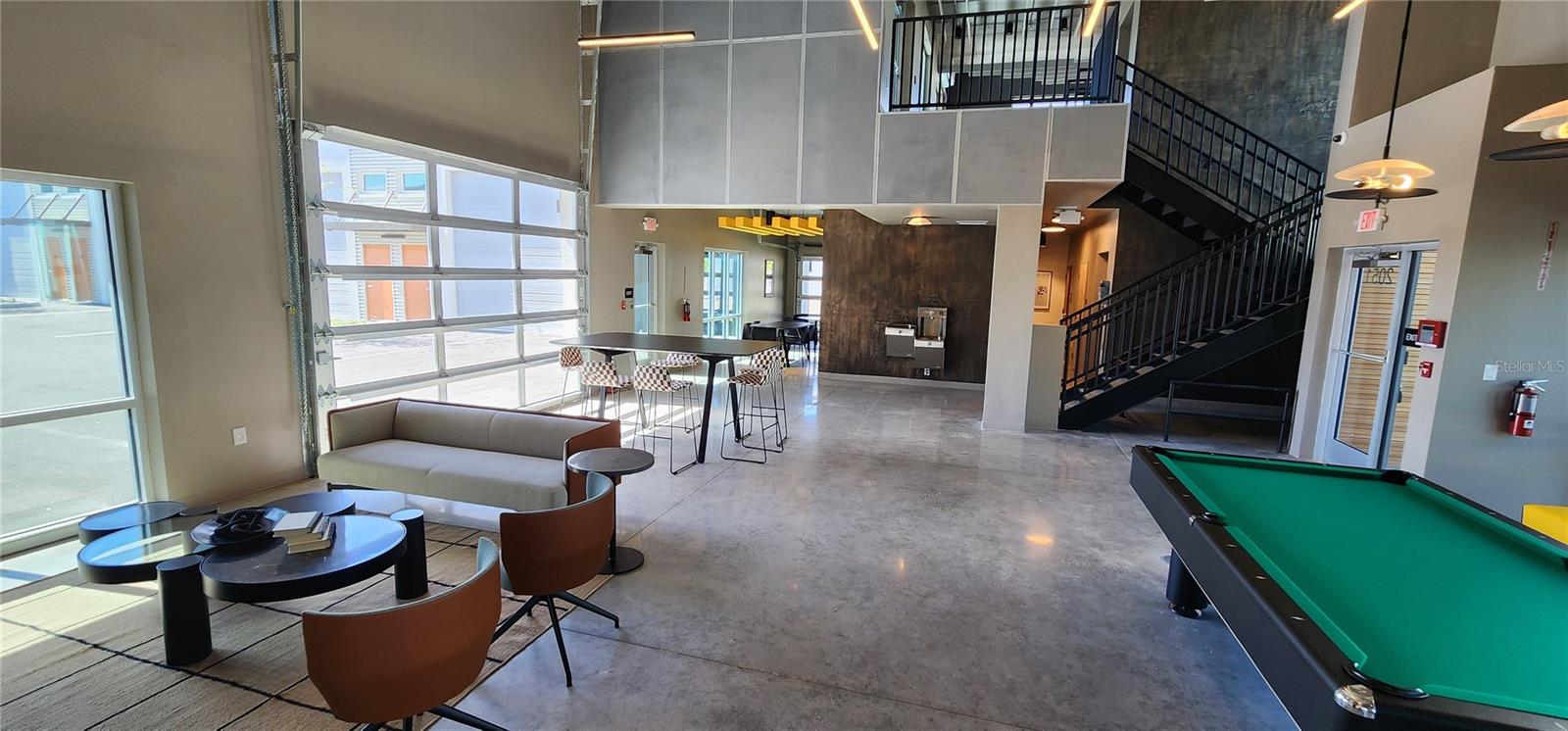 2051 GANDY BLVD N #401, ST PETERSBURG, FL, 33702