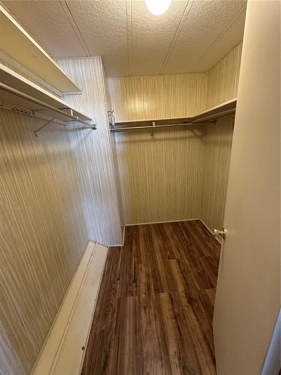 2020 E LAKE DR #GE, ZELLWOOD, FL, 32798