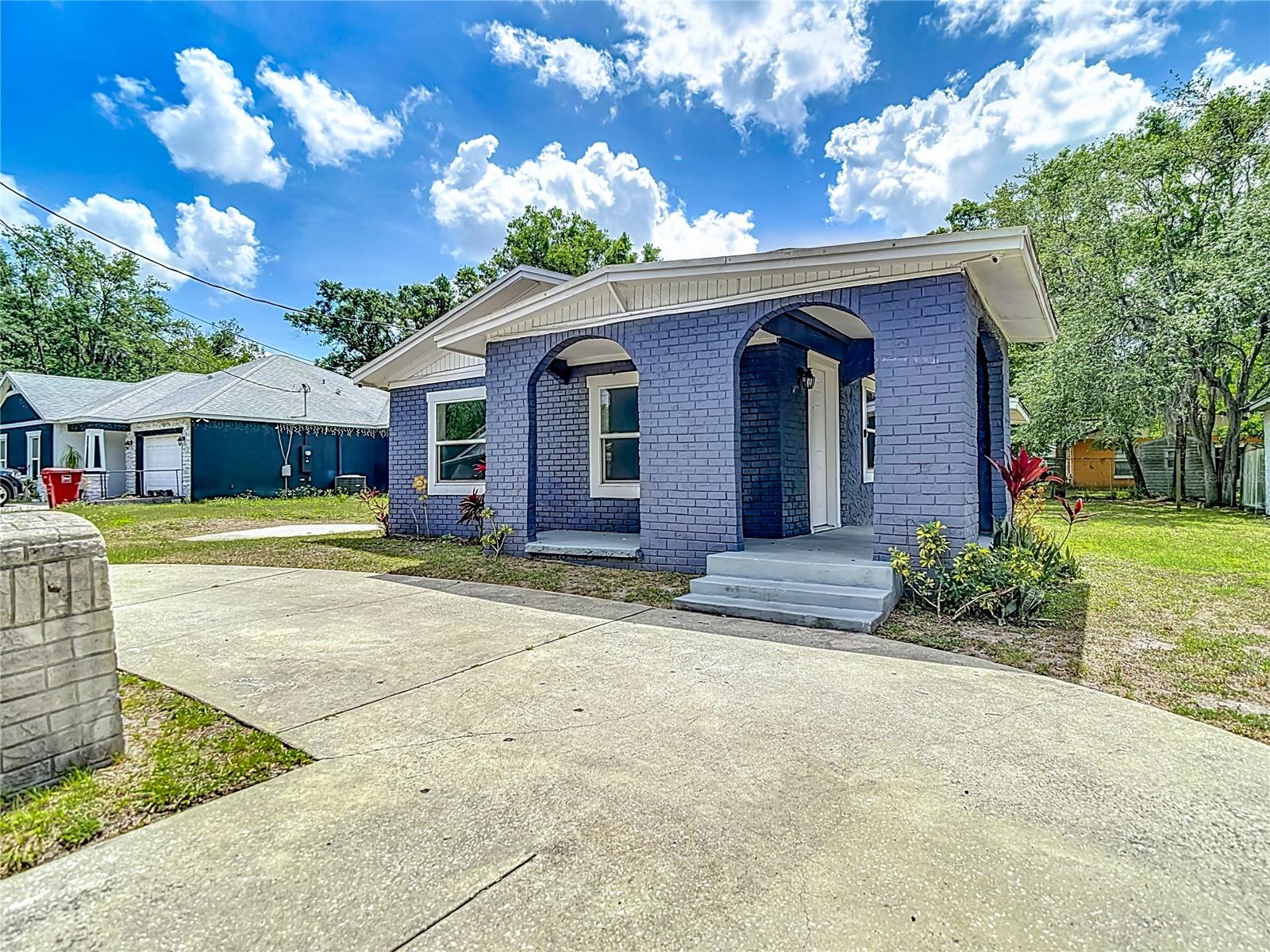 1403 E DR MARTIN LUTHER KING JR BLVD, PLANT CITY, FL, 33563