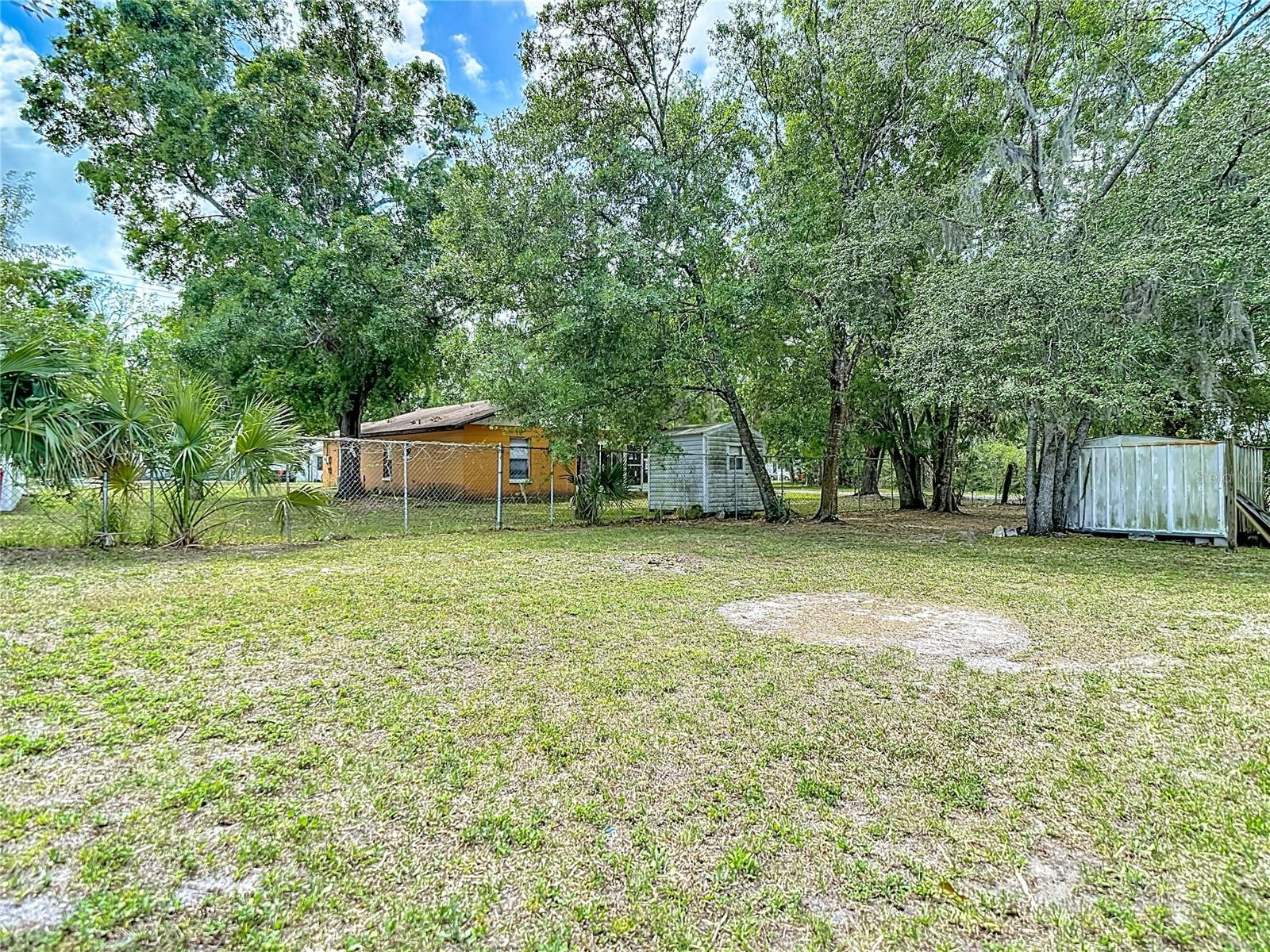 1403 E DR MARTIN LUTHER KING JR BLVD, PLANT CITY, FL, 33563