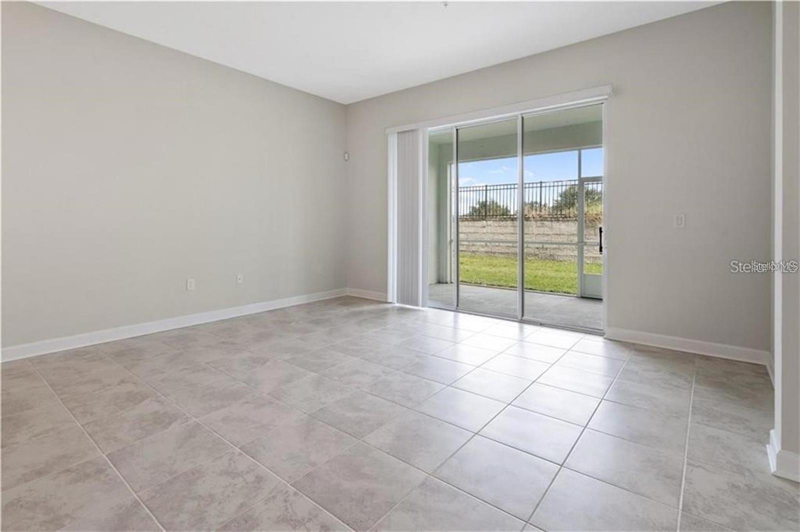 659 OCEAN COURSE AVE, DAVENPORT, FL, 33896